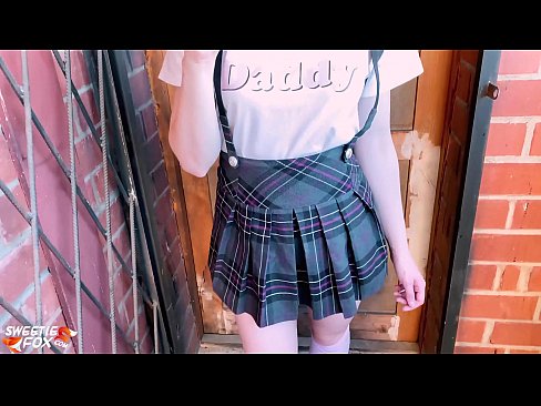 ❤️ Schoolgirl ດູດ dick ຂອງນາງເລິກແລະ fucks ແທນທີ່ຈະຫ້ອງຮຽນ. ️❌ ໜັງໂປ້ພາສາລັດເຊຍ ຢູ່ພວກເຮົາ ❤